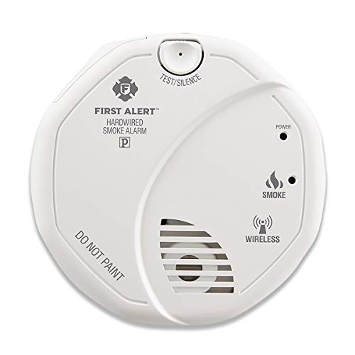 Product Cover First Alert Hardwired Wireless Smoke Alarm with Photoelectric Sensor and Battery Backup, SA521CN-3ST