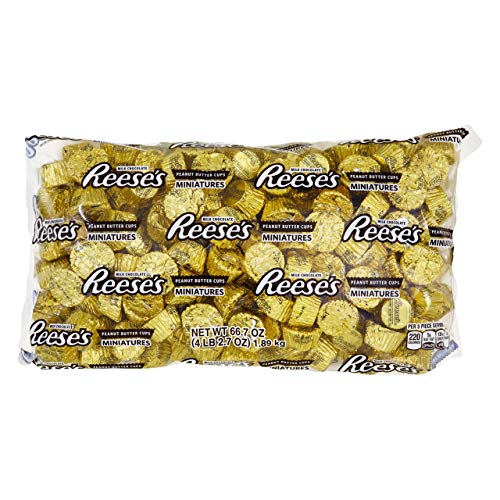 Product Cover REESE'S Peanut Butter Cup Miniatures, Chocolate Candy, baking supplies Gold foils, 66.7 Ounce Bulk Bag (About 205 Pieces)