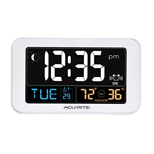 Product Cover AcuRite Intelli-Time Alarm Clock with USB Charger, Indoor Temperature and Humidity (13040CA)
