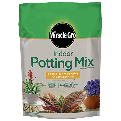 Product Cover Miracle-Gro 6QT Ind Pot Mix