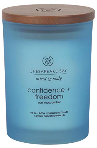 Product Cover Chesapeake Bay Candle Mind & Body Medium Scented Candle, Confidence + Freedom (Oak Moss Amber)