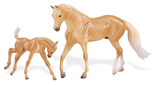 Product Cover Breyer Freedom Series (Classics) Palomino Quarter Horse & Foal | 2 Horse Set | Model Horse Toy | 1: 12 Scale (Classics) | Model #62045