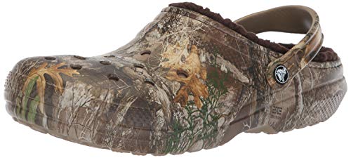 Product Cover Crocs Men's and Women's Classic Fuzz Lined Realtree Edge Clog, Great Indoor or Outdoor Warm & Fuzzy Slipper Option
