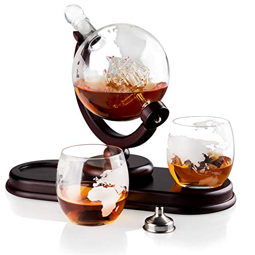 Product Cover Globe Liquor Decanter set with 2 Etched Whisky Glasses by QUASIFY - for Liquor, Whiskey, Scotch, Bourbon - 850ml (Crystal Clear Stopper)
