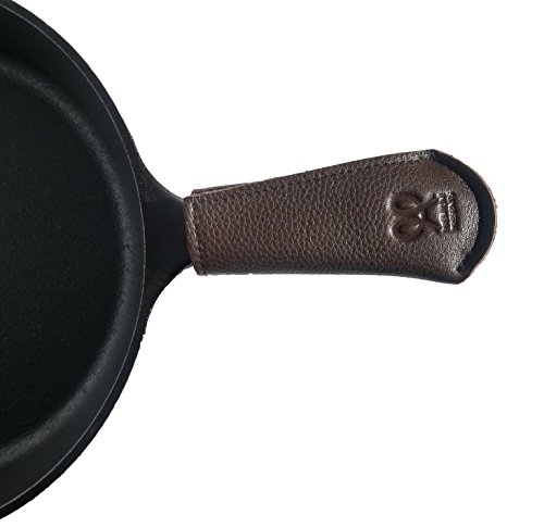 Product Cover Cast iron handle cover for cast iron skillets or iron pan. Cast iron skillet handle covers. Pan handle cover. Hot handle holder. Leather handle. Genuine leather. Premium Present brand.