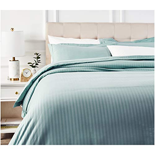 Product Cover AmazonBasics Deluxe Striped Microfiber Duvet Cover Set - Full or Queen, Spa Blue