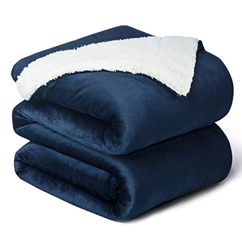 Product Cover Bedsure Sherpa Fleece Blanket King Size Navy Blue Plush Blanket Fuzzy Soft Blanket Microfiber