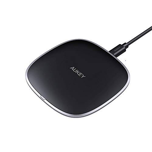 Product Cover AUKEY Wireless Charger Qi Certified, Fast Wireless Charging Pad with 10W, 7.5W and 5W Output Levels, Compatible with iPhone 11/11 Pro/Max/XS/XR/X/8, Samsung S10/S9/S8/S7, AirPods Pro, No AC Adapter