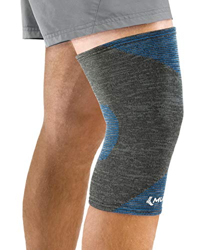 Product Cover Mueller 4-Way Stretch Premium Knee Support with Thermo Reactive Technology, Medium/Large